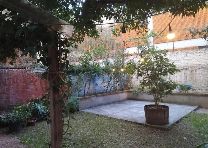 Nick Baixa - Prox A Redencao, Opiniao,araujo Viana, Joao Alfredo, Hostel Porto Alegre
